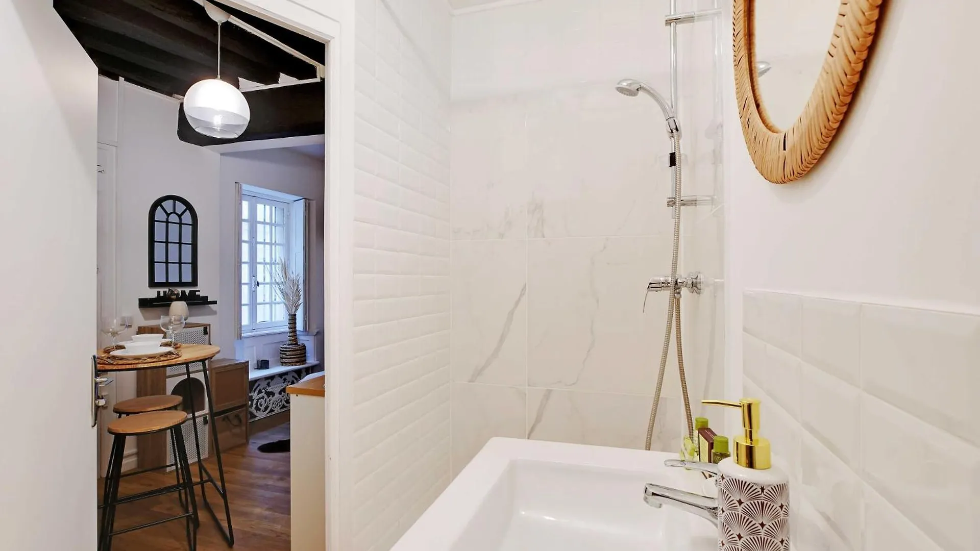 Cosy Studio Close To The Pantheon Appartement Parijs